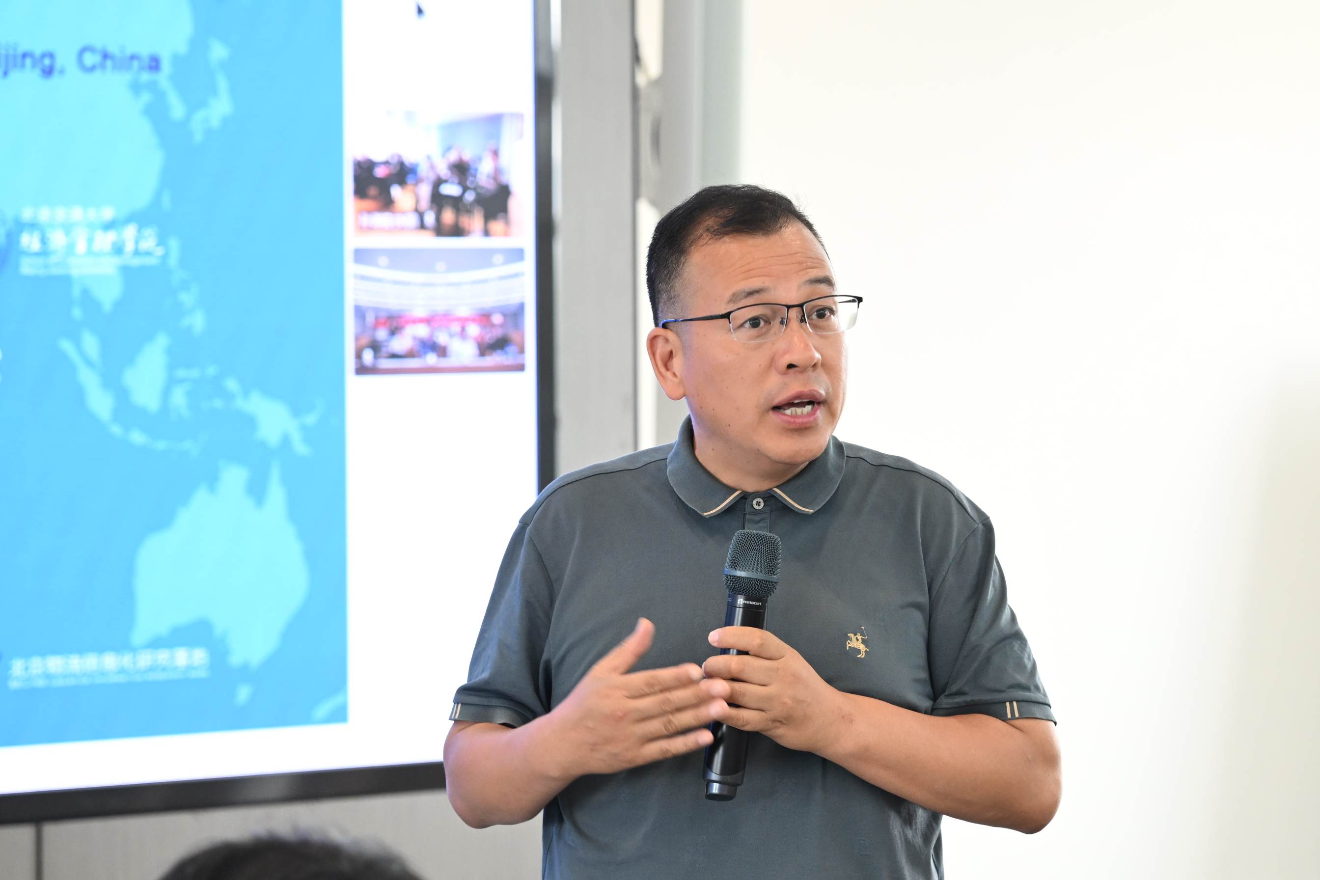 1754240195882620.jpg 李红昌教授.JPG